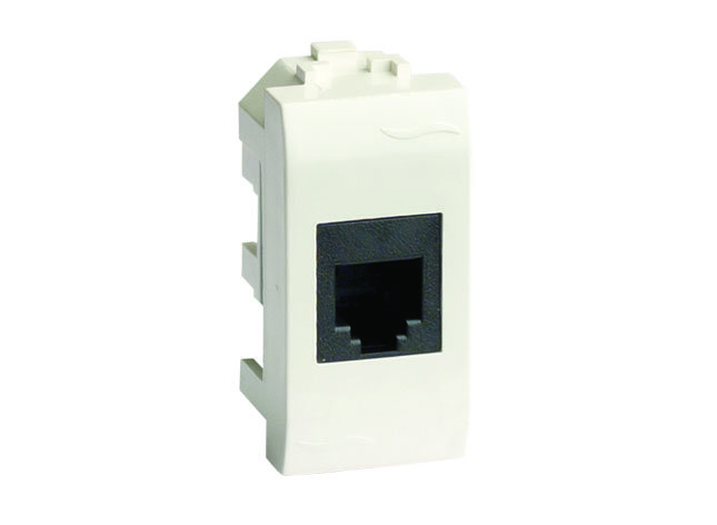 Розетка компьютерная 1-м СП 1мод. Brava RJ45 кат.5E разъем Hyperline бел. DKC 76654B